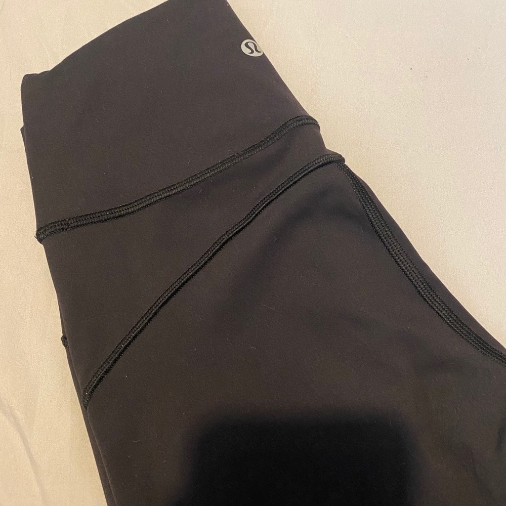 Black In Movement Lululemon Leggings